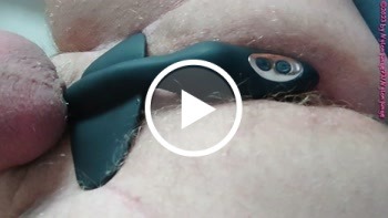 Prostata Vibration Plug in Nahaufnahme - Private Porn - Jetzt ansehen