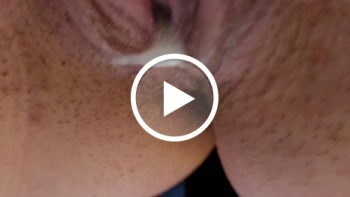 Muschischleim hört nicht auf zu laufen - creampie, frau, Lou-ShayenneVolpe, muschi, Muschischleim, nahaufnahme, Piercings, porno, rasiert, solo