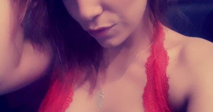 Porn Girl - Natalie-Hot aus 80xxx München ich mag 69, Girlfriendsex, Dirtytalk, Zeigen in der Öffentlichkeit, Sexspielzeuge, Deepthroating (Hardcore Blasen), Gesichtsbesamung, Eier lecken, Lesbische Spiele, Swingen, Rollenspiele, Dreier , Doppelte Penetrationen, Sex-Parties, Nylon-Strapserotik, High-Heels, Devote Rollen, Vorführung