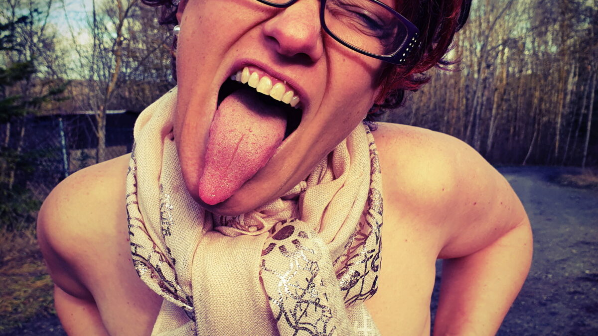 Popp-Sylvie - private Porno Darstellerin- 69, Analsex, Ass to Mouth, Zeigen in der Öffentlichkeit, Sexspielzeuge, Gegenstände einführen, Massenbesamung / Bukkake, Deepthroating (Hardcore Blasen), Face-Sitting, Interracial, Große Schwänze, Lesbische Spiele, Swingen, Dreier , Doppelte Penetrationen, Gruppensex , Sex-Parties, High-Heels, Natursekt aktiv, Wachs-Spiele, Vorführung, Fisting