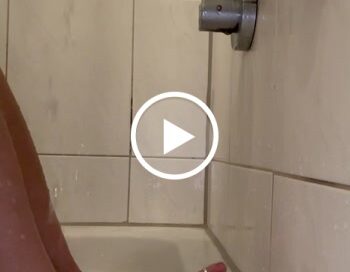 Meine sexy Füße in der Dusche - Filipina