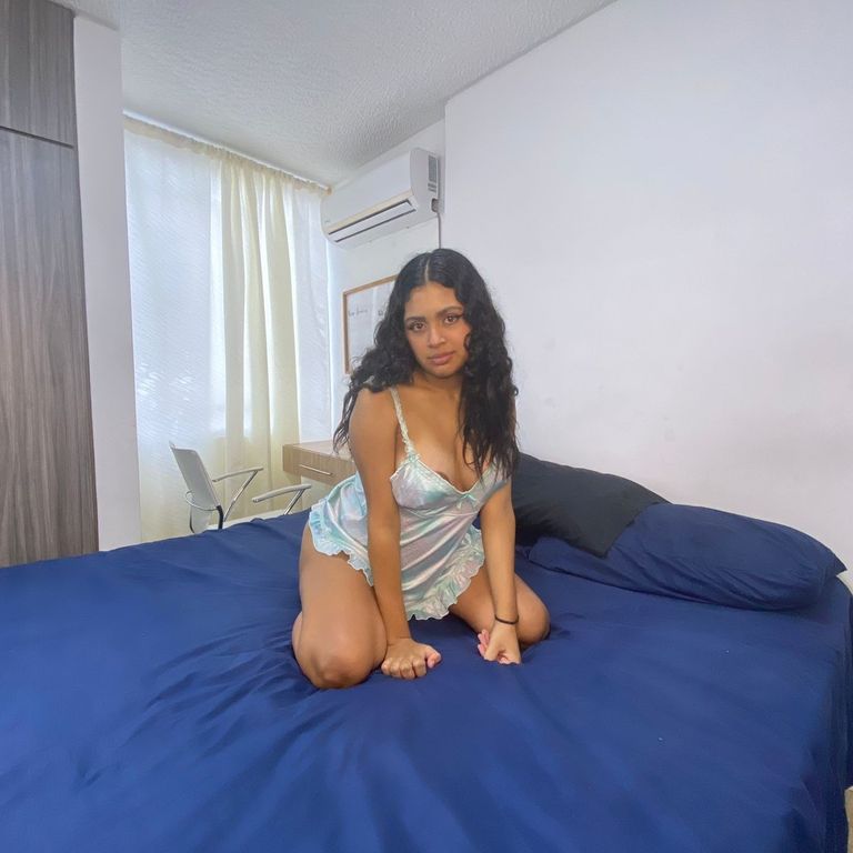 1024 735 - SofiaCooperX