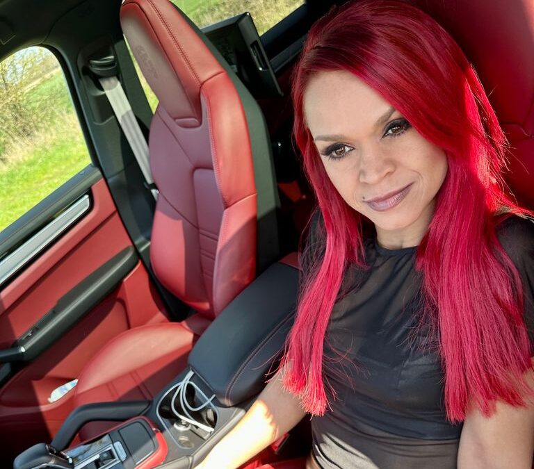 SensualMarie - alt, Amateur, bisexuell, frau, schlank, SensualMarie