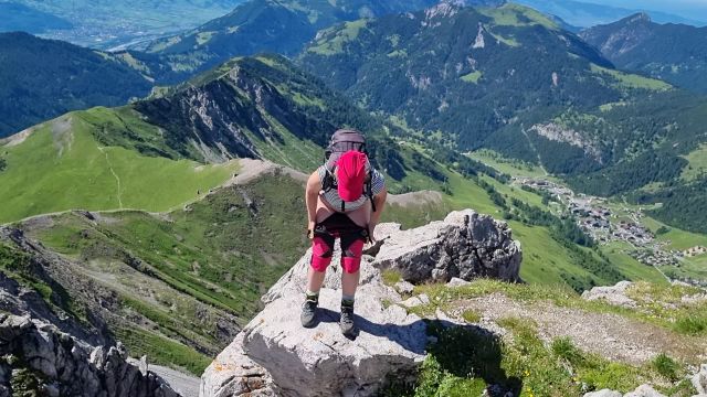 14813088 640 - Ich am Gipfel markieren … also Pipi auf dem Berg.