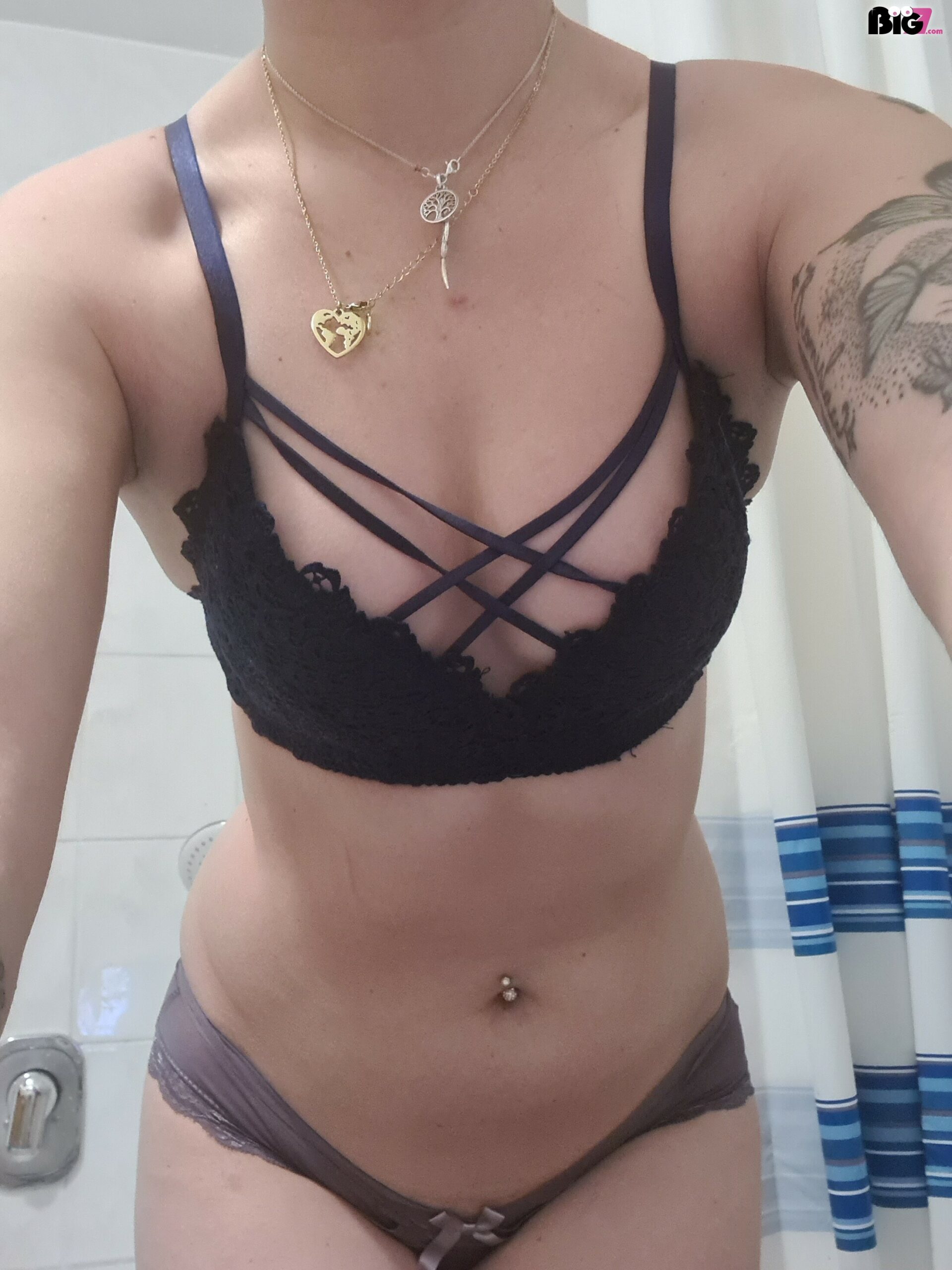 JBlack - JBlack JBlack - private Porno Darstellerin-
