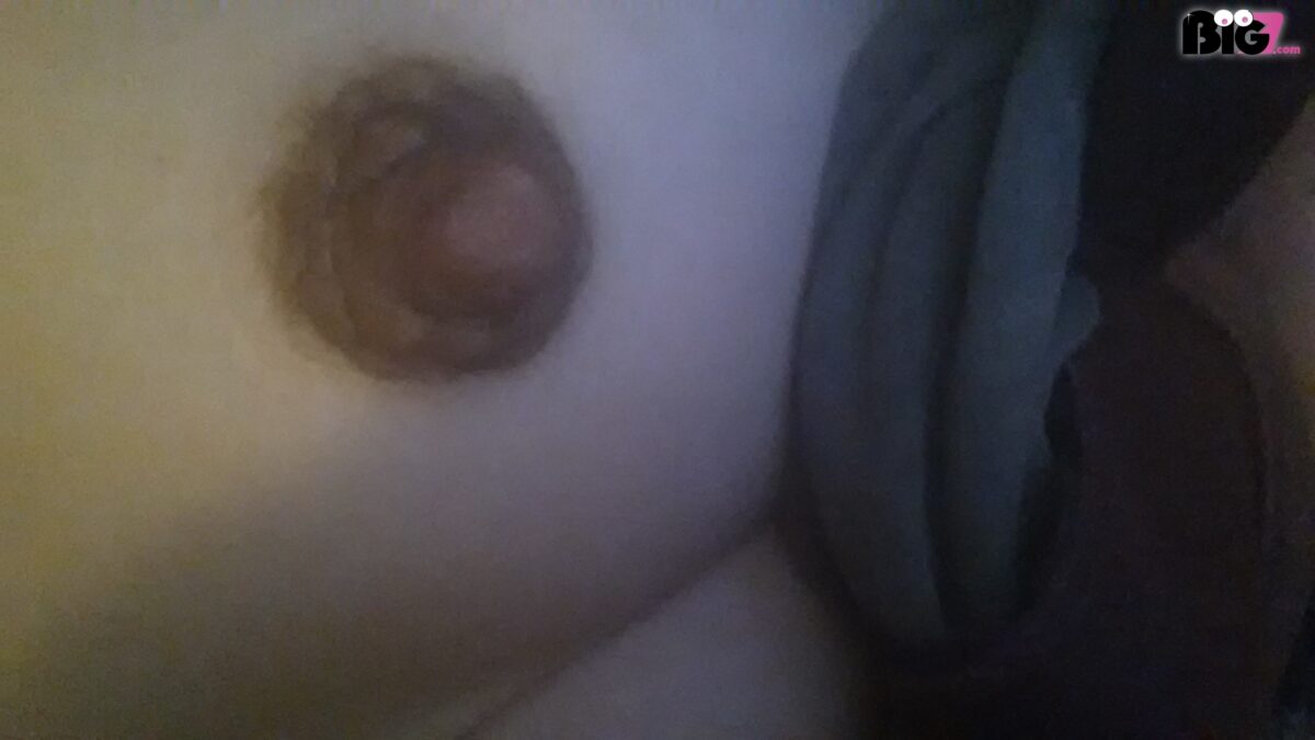 SexyBunny19 - Amateur Porno Darsteller