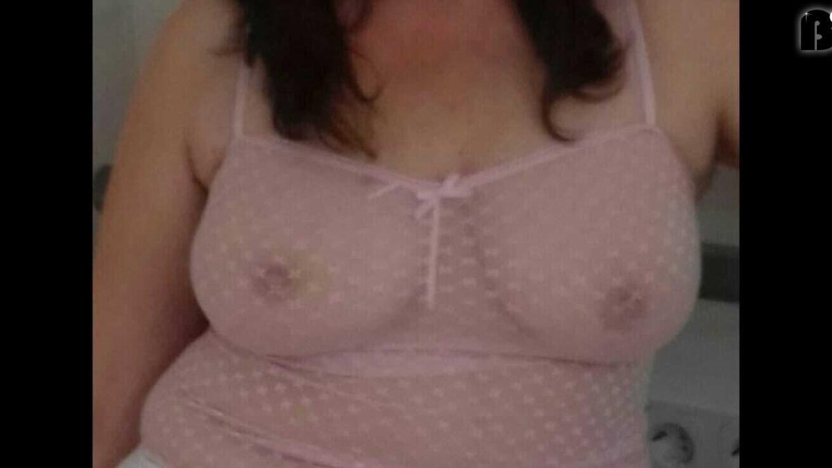 Hotluna68 - private Porno Darstellerin- 69, Analsex, Anal-Dehnungen aktiv, Anal-Dehnungen passiv, Sexspielzeuge, Gegenstände einführen, Tittenfick, Deepthroating (Hardcore Blasen), Eier lecken, Rollenspiele, Fisting