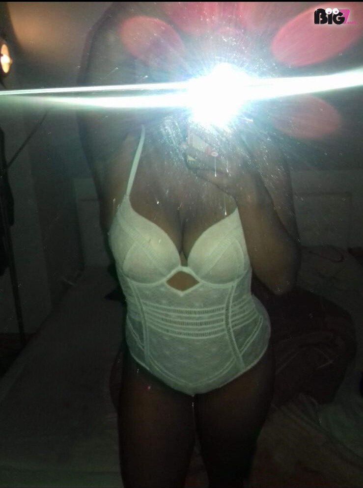 xxbrownskingirlxx - Amateur Porno Darsteller