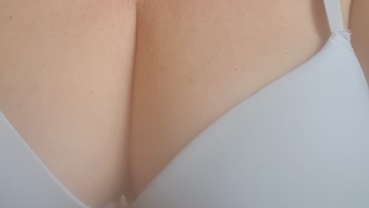 Lisa99 - private Porno Darstellerin- 69, Girlfriendsex, Analsex, Tittenfick, Eier lecken, Große Schwänze, Dreier