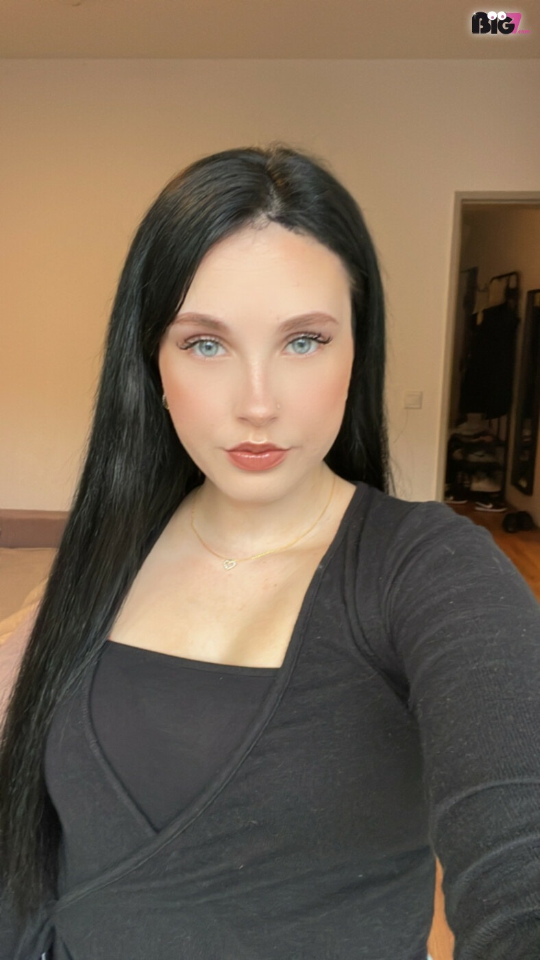 o 136e81013869055c5d0e4885171e3e66 - Vanessaxonly