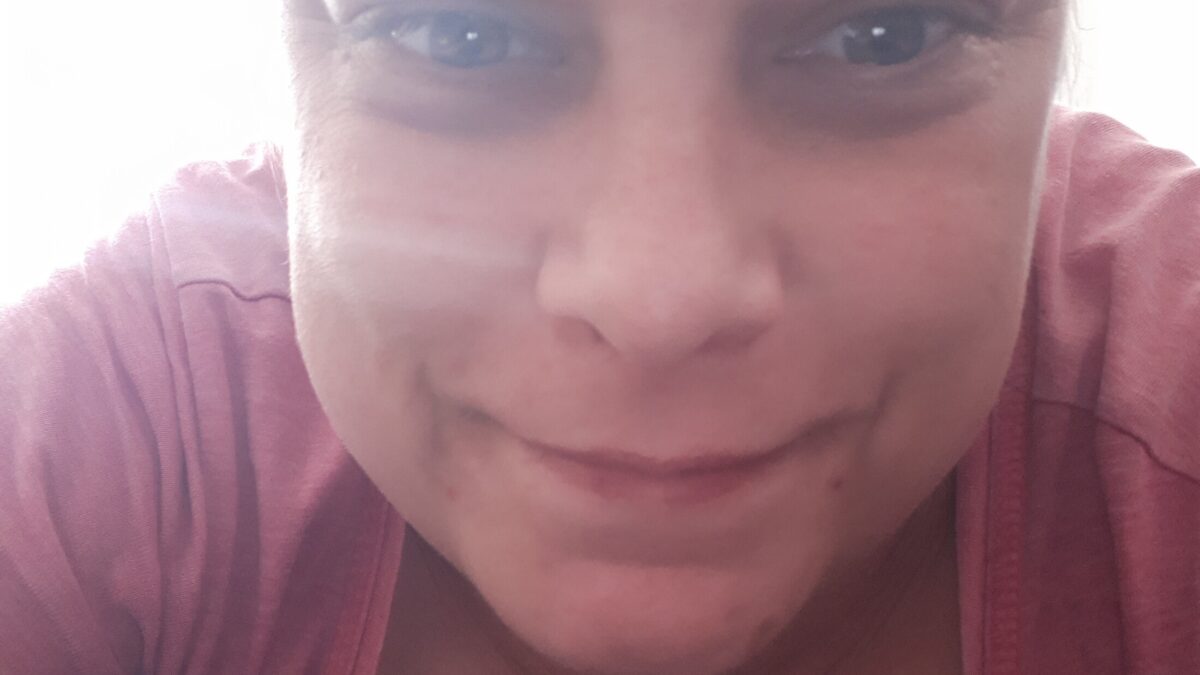 Kuscheltier66 - private Porno Darstellerin- 69, Dirtytalk, Sexspielzeuge, Tittenfick, Eier lecken, Rollenspiele, Maskenspiele