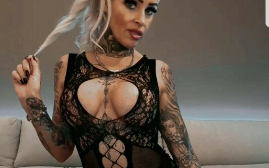 SophieLogan - private Porno Darstellerin-