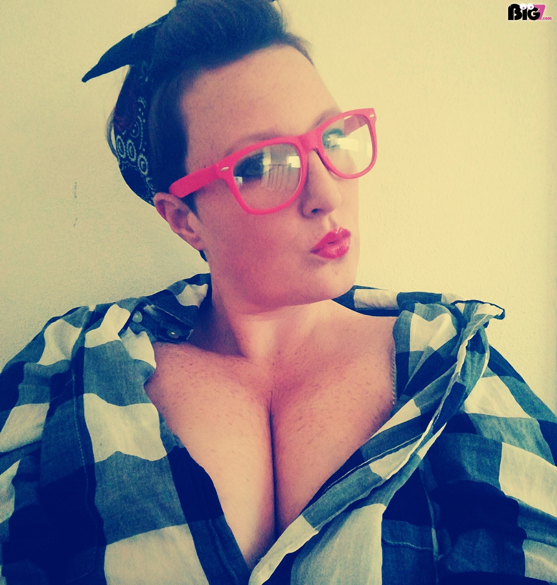 o 1698018d7bde3711f5de37d2f5812548 - MissMopsy