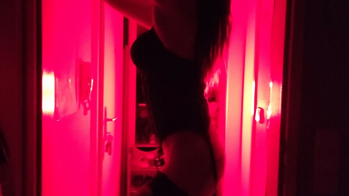 SexyInkBitch - private Porno Darstellerin-
