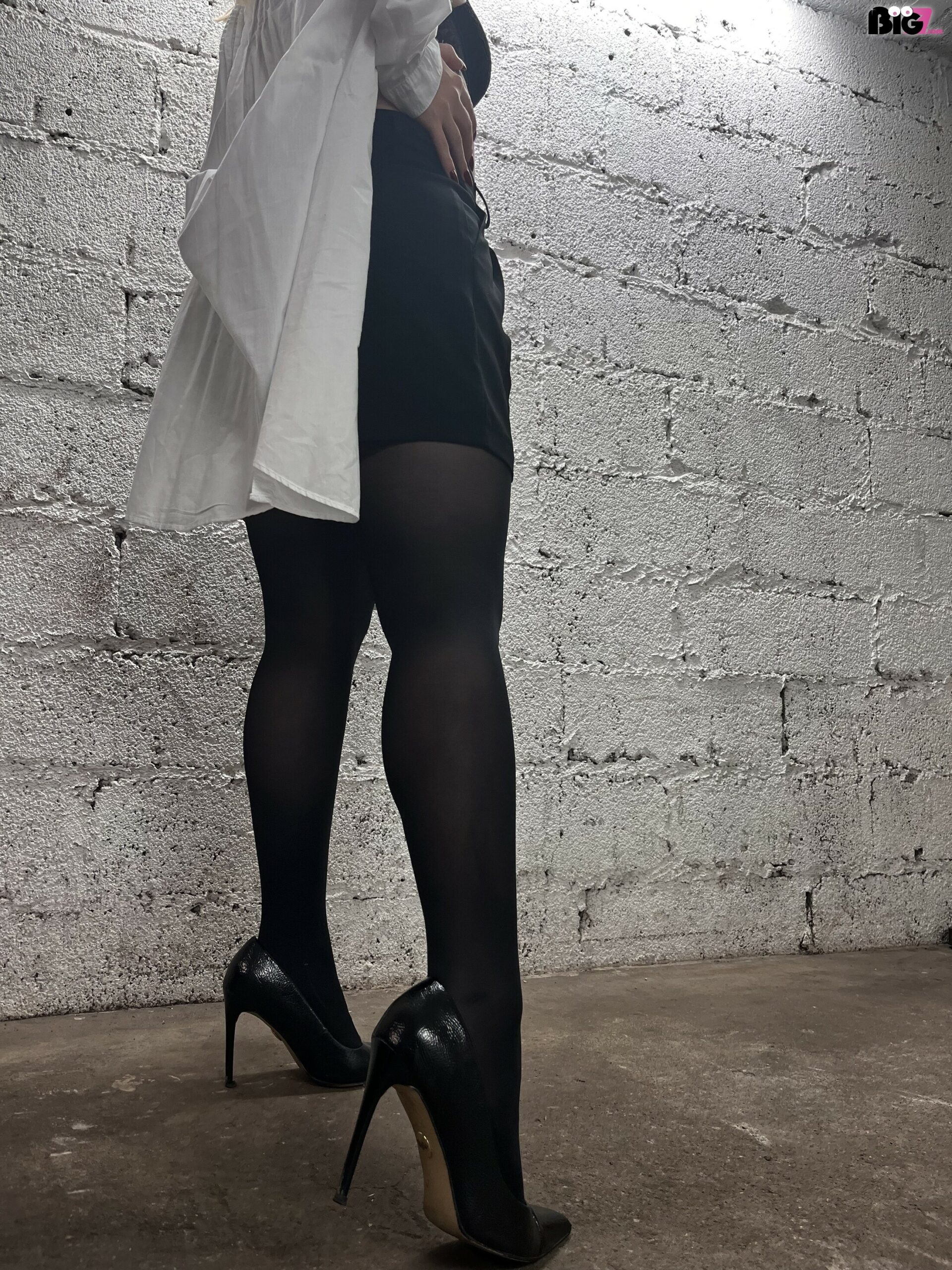 Eleoonora - private Porno Darstellerin- Girlfriendsex, Dirtytalk, Tittenfick, Eier lecken, Große Schwänze, Nylon-Strapserotik, Maskenspiele