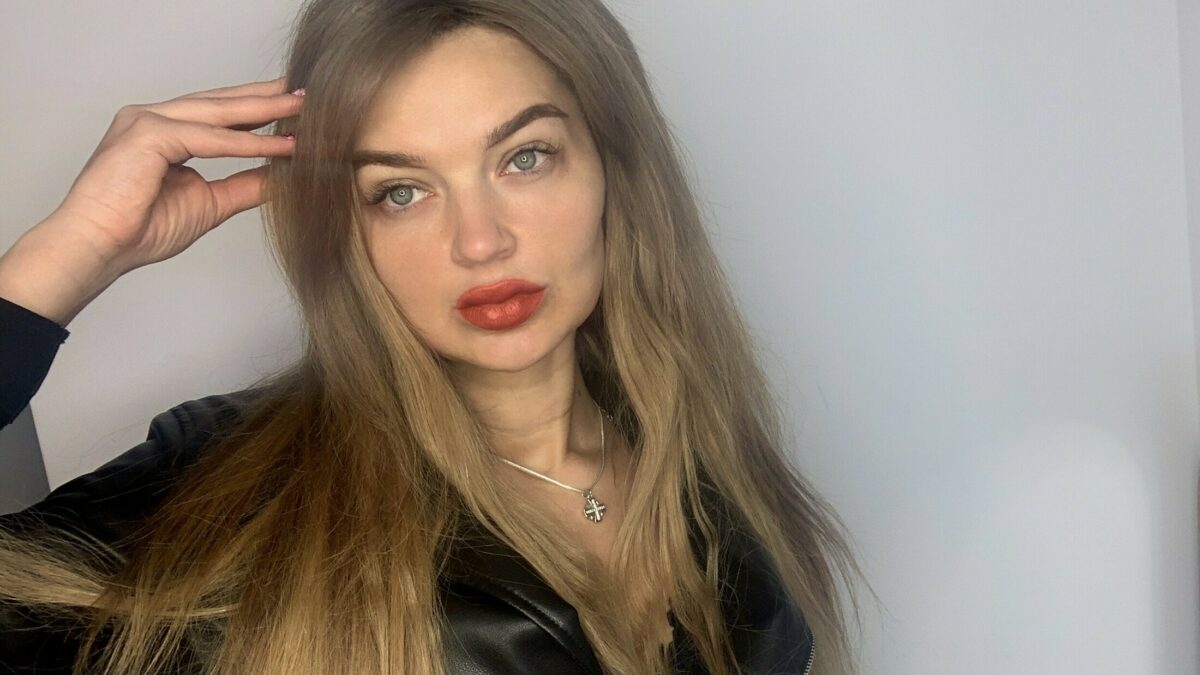 ArinaBeauty - private Porno Darstellerin-