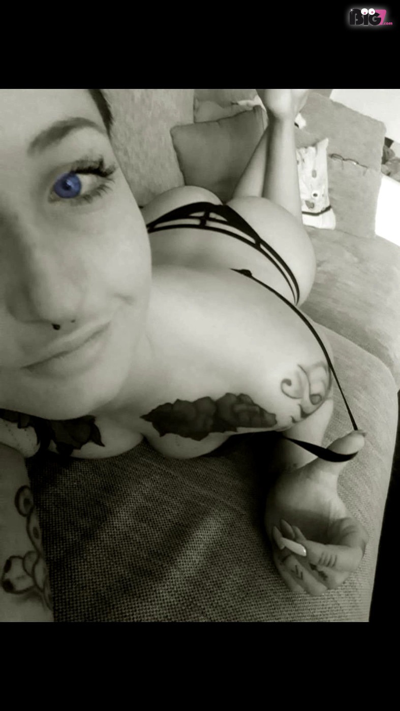 RedCherry - Amateur Porno Darsteller