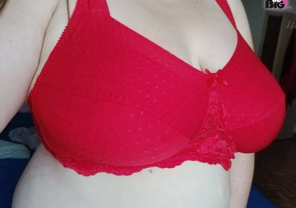 Miabig - Amateur Porno Darsteller