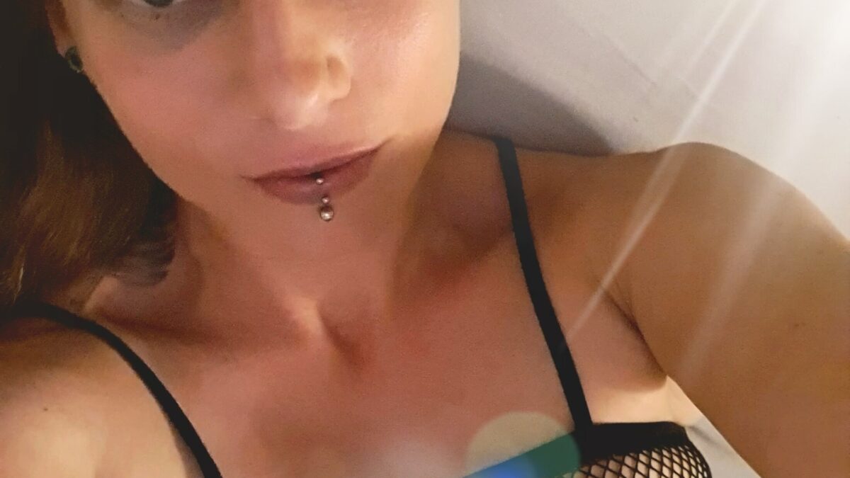 MarlaCuja - private Porno Darstellerin-