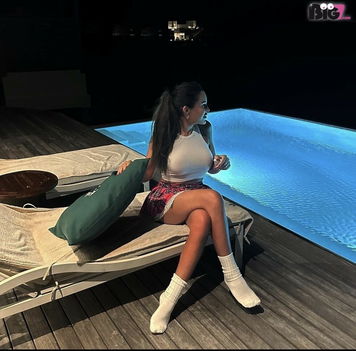 o 347e7265b7b9adda20b1ec0b93134bc2 - charlott