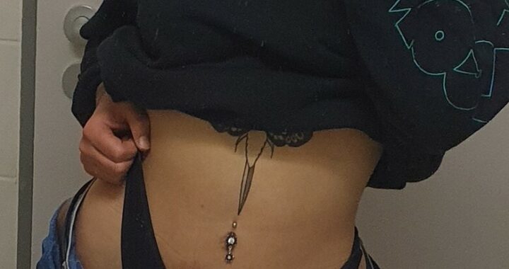 Stella99 - private Porno Darstellerin- 69, Dirtytalk, Analsex, Zungen-Analsex aktiv, Zungen-Analsex passiv, Ass to Mouth, Deepthroating (Hardcore Blasen), Rimming (Polecken), Gesichtsbesamung, Face-Sitting, Eier lecken, Rollenspiele, Dreier , Fuß-Fetisch, Doktor-Spiele, Devote Rollen, Dominante Rollen, Demütigung, Bondage, CBT (Schwanz- und Hodenzüchtigung), Keuschhaltung, Versklavung aktiv , Versklavung passiv, Partnererziehung