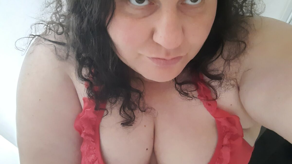 CurvyMandy - private Porno Darstellerin- 69, Girlfriendsex, Dirtytalk, Analsex, Zungen-Analsex aktiv, Zungen-Analsex passiv, Ass to Mouth, Zeigen in der Öffentlichkeit, Sexspielzeuge, Tittenfick, Massenbesamung / Bukkake, Deepthroating (Hardcore Blasen), Rimming (Polecken), Gesichtsbesamung, Face-Sitting, Eier lecken, Creampie, Große Schwänze, Große Brüste, Lesbische Spiele, Rollenspiele, Dreier , Gruppensex , Sex-Parties, Fuß-Fetisch, Natursekt passiv, Devote Rollen