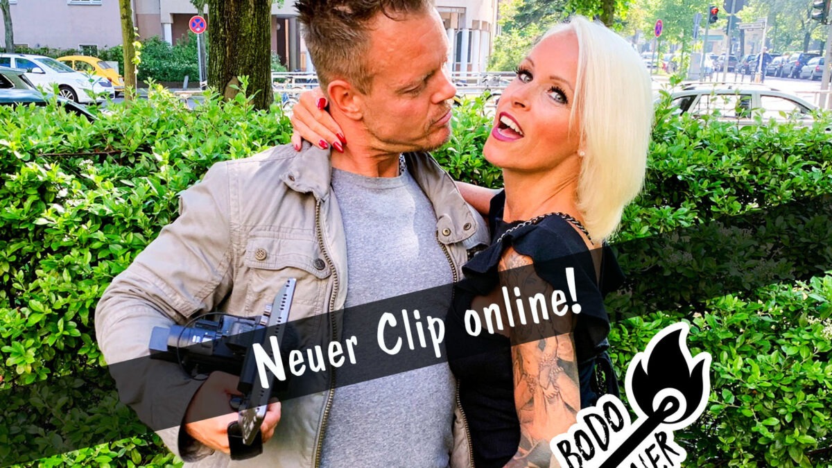 Hey ich bin der Bodo-Burner, ein junger Mann der sich gerne mit heißen Mädels trifft. Mich macht es mega an die Girls Outdoor und Public geil zu ficken und voll zu spritzen. Speicher mich einfach unter deinen Favoriten damit du keine von meinen geilen Abenteuern mehr verpasst. liebe Grüße euer Bodo-Burner