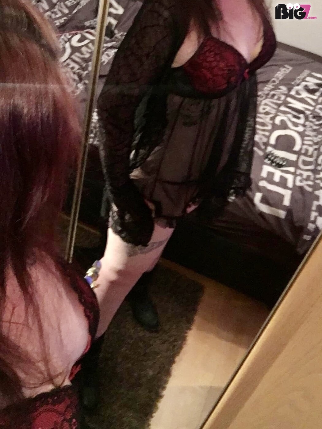 HotLara89 - Amateur Porno Darsteller