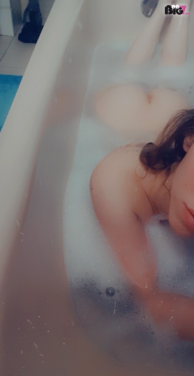 o 4018baefc0536d0c0bfb063bffd1745e - SweetsarahXXX