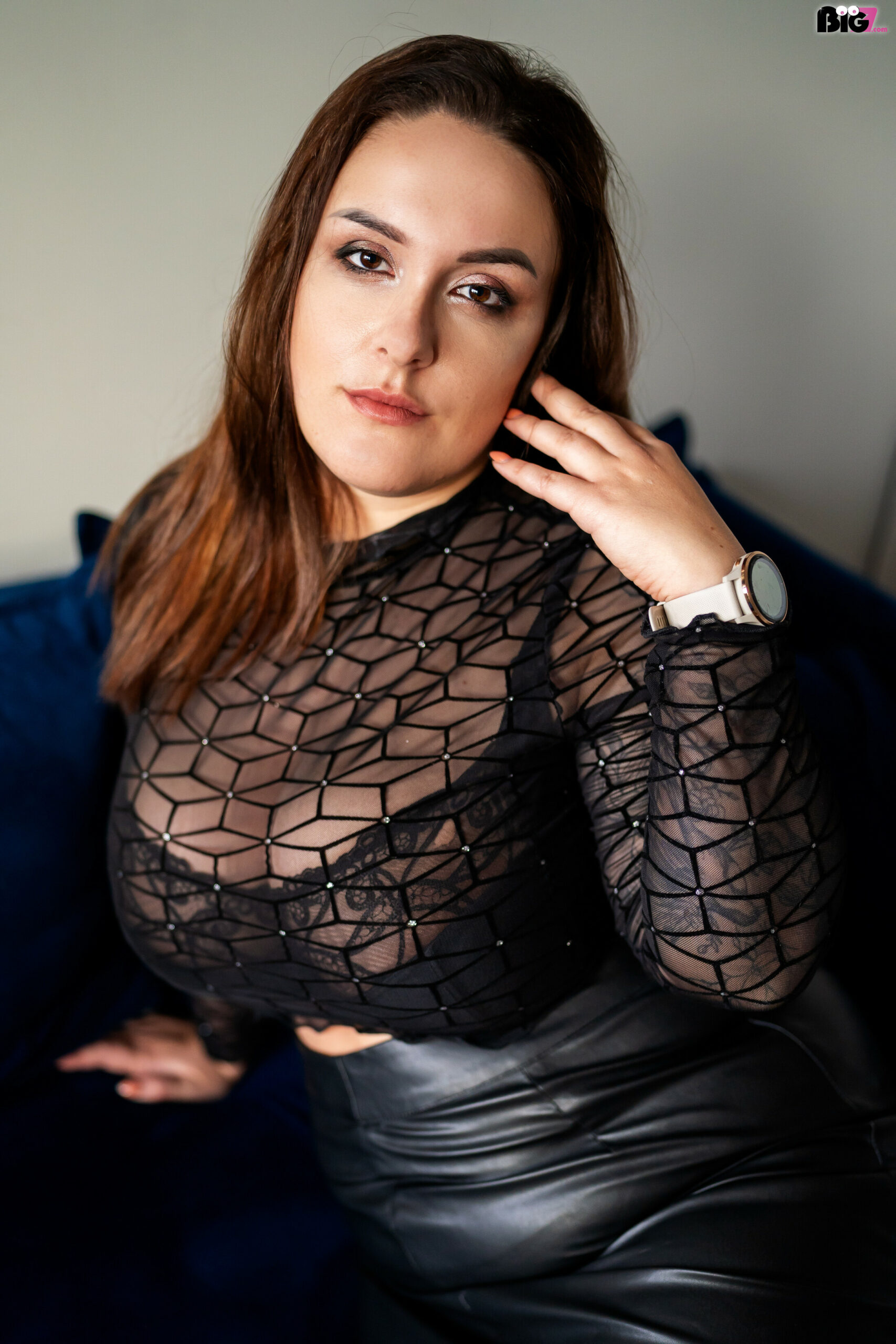 MollyCrystal - private Porno Darstellerin- 69, Girlfriendsex, Dirtytalk, Tittenfick, Face-Sitting, Creampie, Interracial, Große Schwänze, Große Brüste, Lesbische Spiele, Rollenspiele, Dreier , High-Heels, Fuß-Fetisch, Lack,Leder, Latex, Wachs-Spiele, Dominante Rollen, Spanking, CBT (Schwanz- und Hodenzüchtigung), Trampling