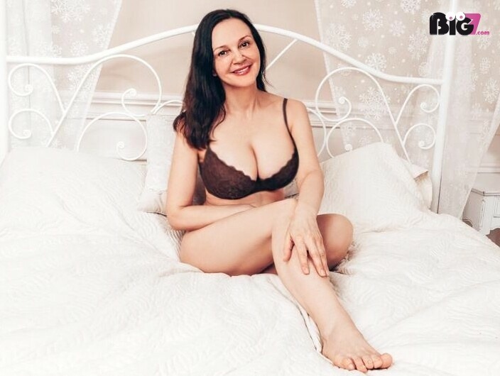 ReifeBettia - Amateur Porno Darsteller