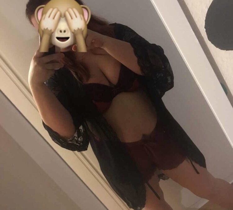 Baby-doll96 - Amateur Porno Darsteller