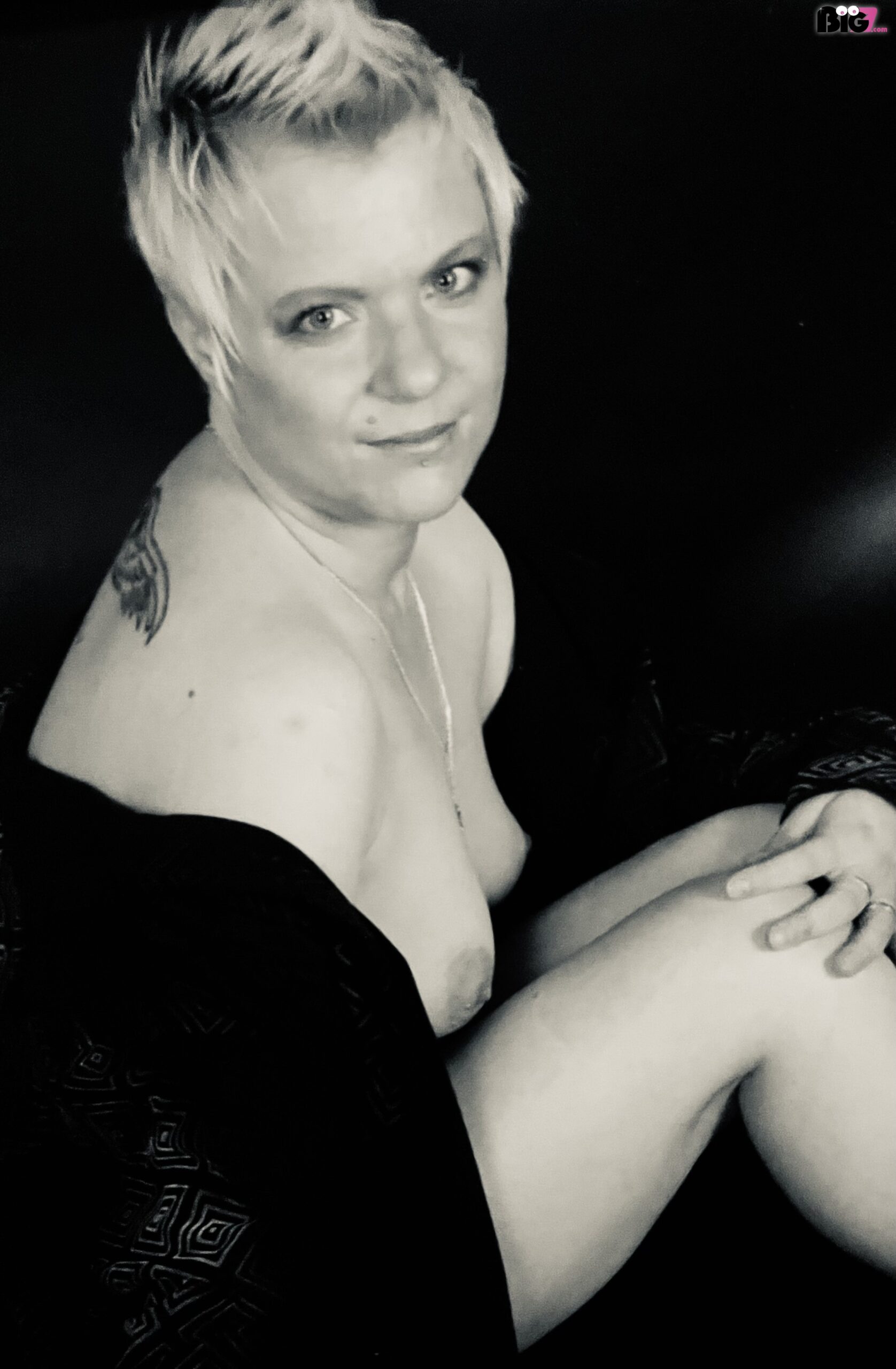 o 553f7e1866a9fa47f1287ee73ad0cd9f 2 scaled - Tessie