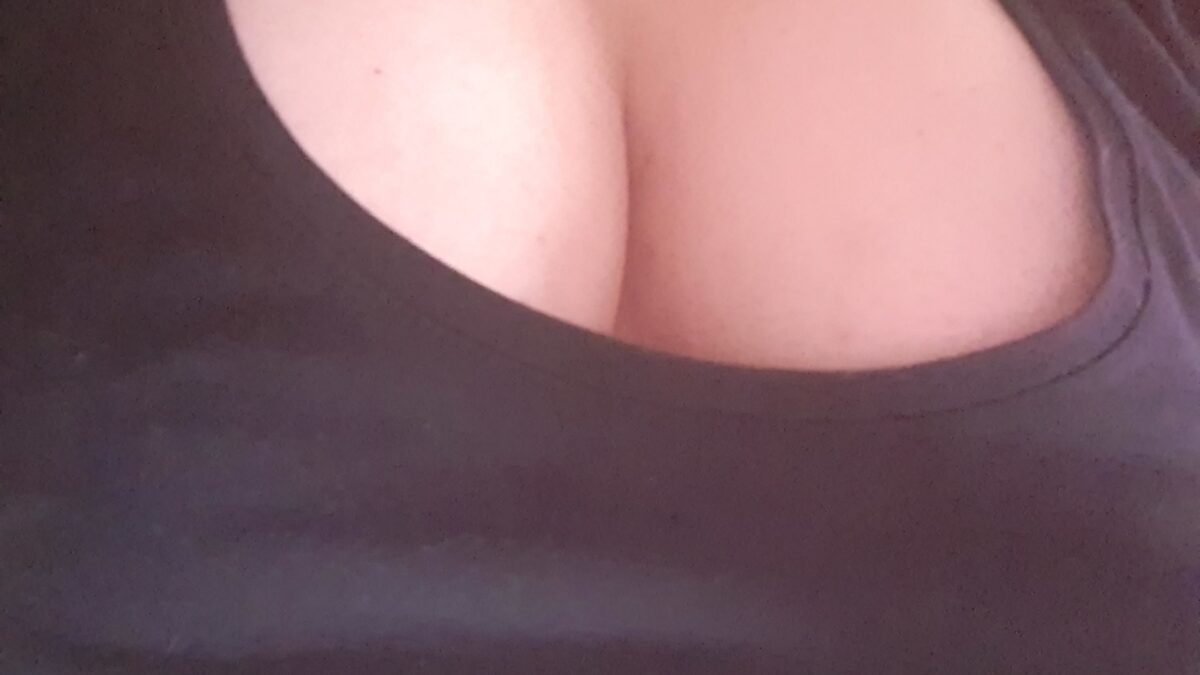 unschuldige25 - Amateur Porno Darsteller