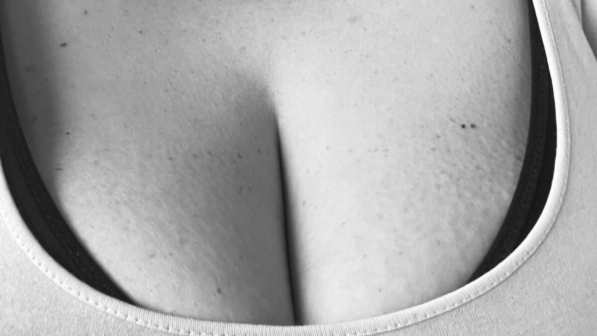 Biggirl84 - private Porno Darstellerin- 69, Analsex, Sexspielzeuge, Gegenstände einführen, Tittenfick, Gesichtsbesamung, Große Schwänze, Lesbische Spiele, Swingen, Dreier , Doppelte Penetrationen, Gruppensex , Nylon-Strapserotik, Entführungsspiele, Devote Rollen, Rohrstockerziehungen, Spanking, CBT (Schwanz- und Hodenzüchtigung), Versklavung passiv, Fisting