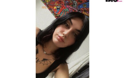 EinfachAaliyah04 - private Porno Darstellerin- Girlfriendsex, Analsex, Zungen-Analsex passiv, Ass to Mouth, Sexspielzeuge, Tittenfick, Deepthroating (Hardcore Blasen), Gesichtsbesamung, Face-Sitting, Eier lecken, Große Brüste, Lesbische Spiele, Rollenspiele, Dreier , Nylon-Strapserotik, Fuß-Fetisch, Lack,Leder, Latex, Gothic, Entführungsspiele, Devote Rollen, Dominante Rollen, Demütigung, Bondage, Keuschhaltung, Versklavung aktiv