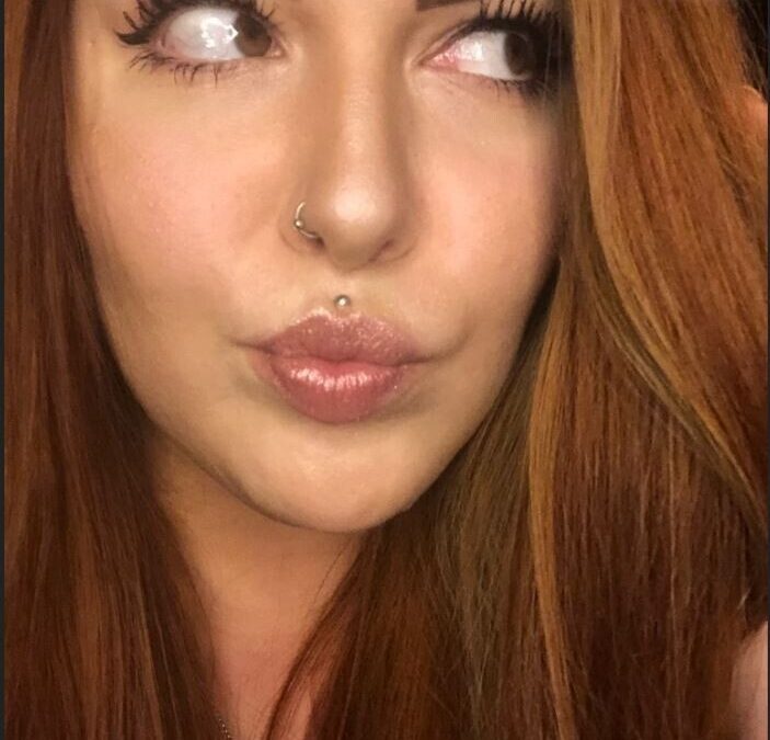 BBWCharleen - Amateur Porno Darsteller