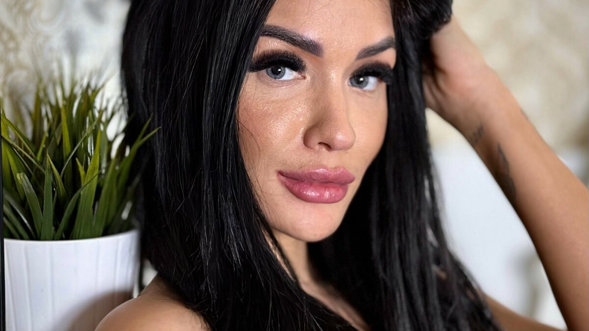NastiaBlack - Amateur Porno Darsteller
