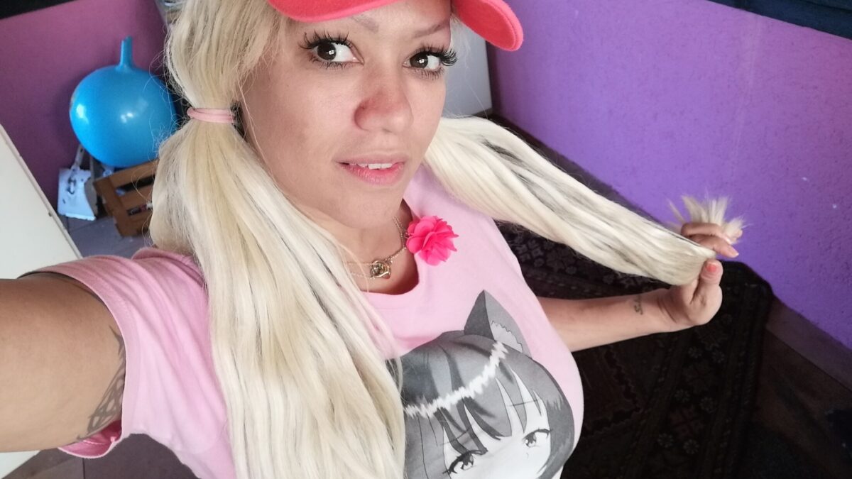VenusCindy - private Porno Darstellerin- 69, Dirtytalk, Zungen-Analsex aktiv, Zeigen in der Öffentlichkeit, Sexspielzeuge, Gegenstände einführen, Tittenfick, Rimming (Polecken), Gesichtsbesamung, Eier lecken, Creampie