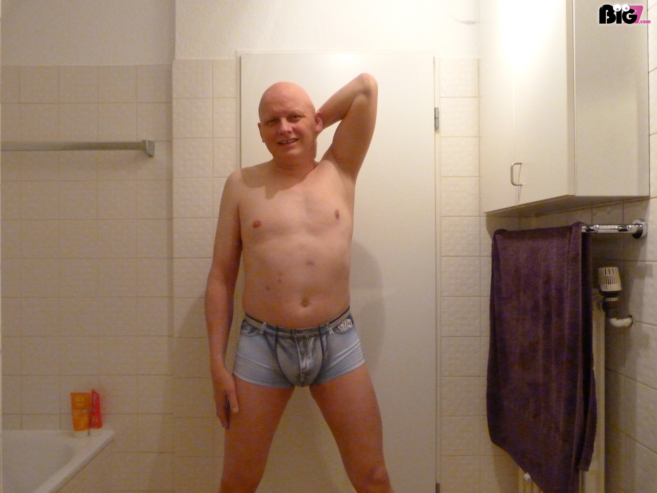 o 67e0704a80fc4bafe8d3413a0c9213b7 - KnutschboyClaus