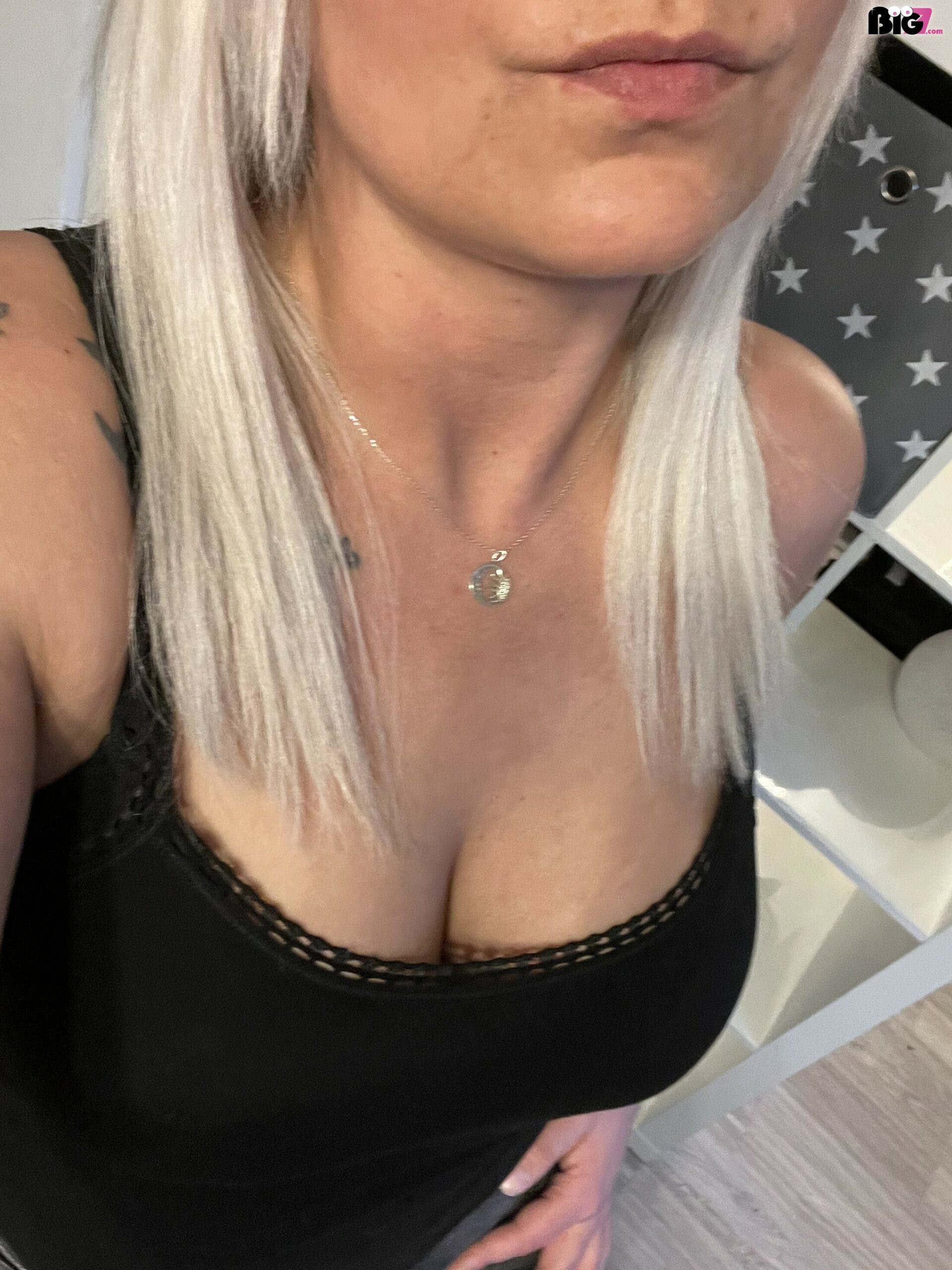 Sexyblondi164 - Sexyblondi164 Sexyblondi164 - private Porno Darstellerin- 69, Dirtytalk, Analsex, Sexspielzeuge, Tittenfick, Gesichtsbesamung, Face-Sitting, Eier lecken, Lesbische Spiele, Dreier , Doppelte Penetrationen, High-Heels, Fuß-Fetisch, Dominante Rollen