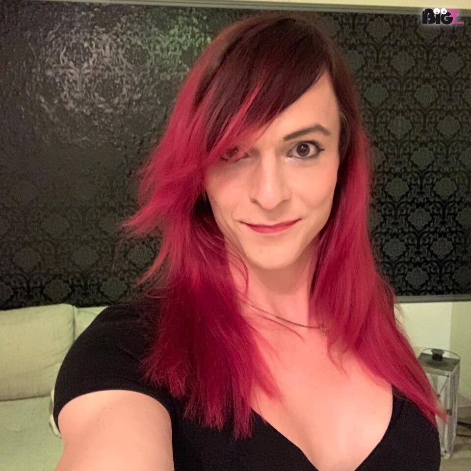 o 6ab6ee7b2a83a6280ac76aa34f19de4a - TSJuliaJoy