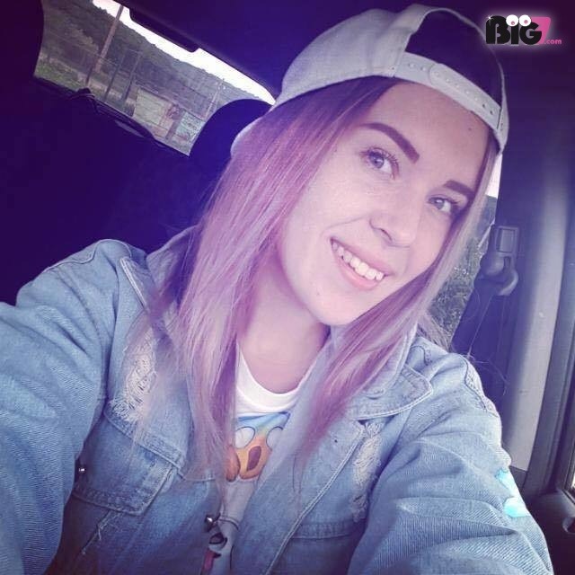 o 702b9baac5c7143e5526ee8ab22c22b8 - Steffanie-Sommer