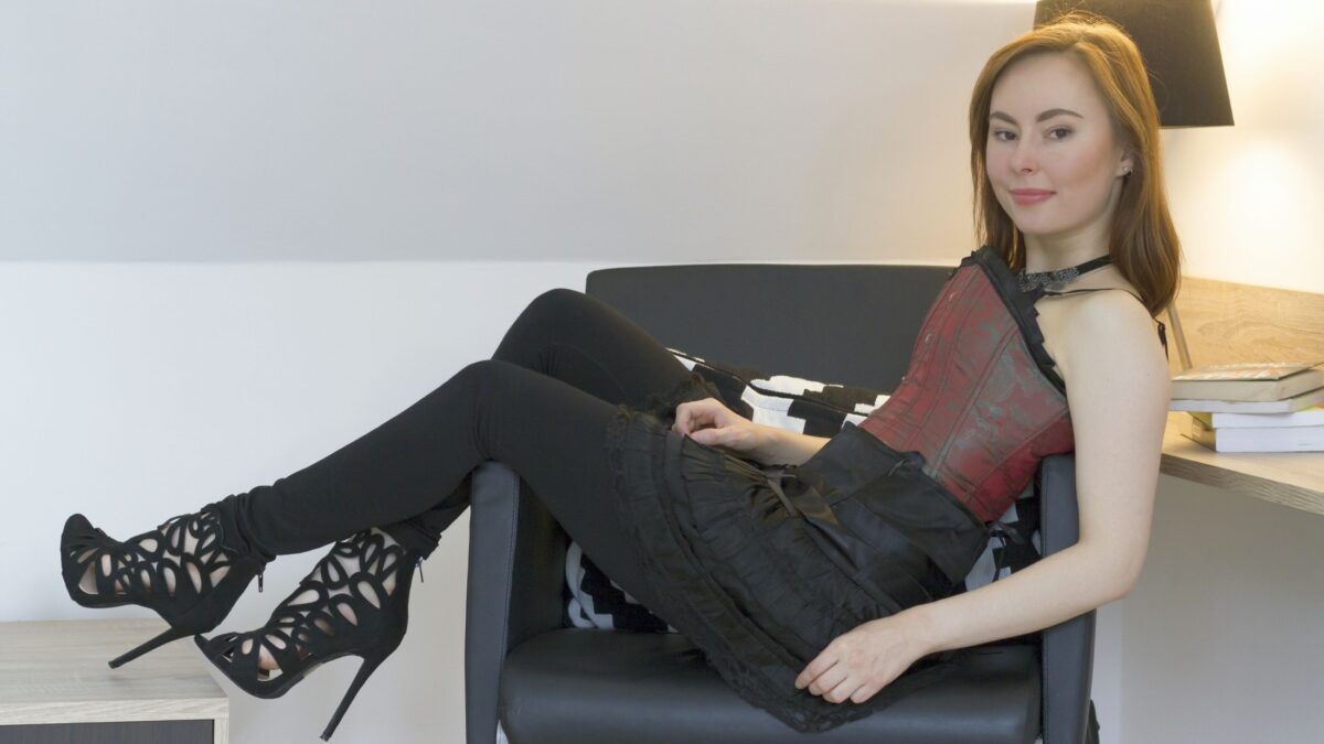 BestNina - Amateur Porno Darsteller