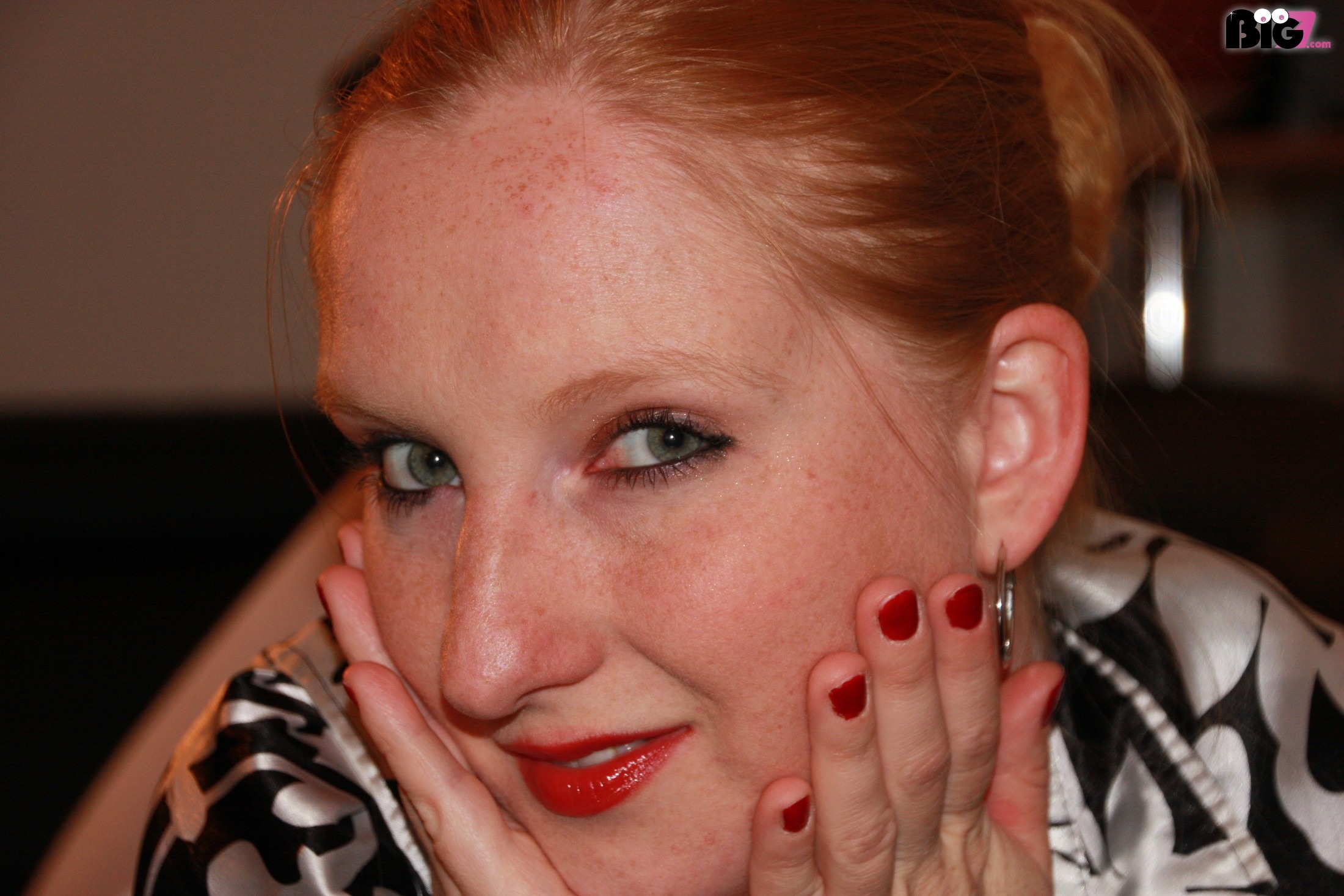 o 797d044f44e697a9398eca4942996f04 - Maria-Angle