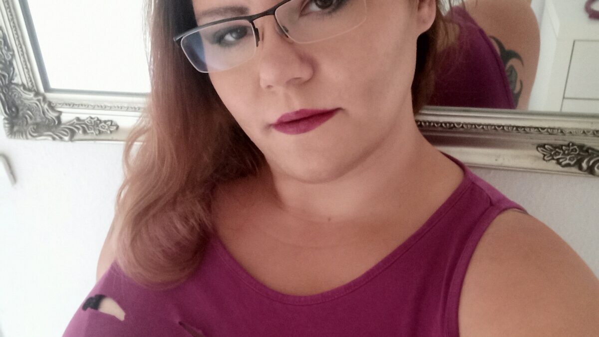 AngelofMadness - private Porno Darstellerin- 69, Dirtytalk, Analsex, Zungen-Analsex aktiv, Anal-Dehnungen aktiv, Ass to Mouth, Zeigen in der Öffentlichkeit, Sexspielzeuge, Gegenstände einführen, Tittenfick, Massenbesamung / Bukkake, Deepthroating (Hardcore Blasen), Rimming (Polecken), Gesichtsbesamung, Eier lecken, Große Schwänze, Große Brüste, Lesbische Spiele, Swingen, Rollenspiele, Dreier , Doppelte Penetrationen, Gruppensex , Sex-Parties, High-Heels, Fuß-Fetisch, Doktor-Spiele, Natursekt passiv, Entführungsspiele, Devote Rollen, Dominante Rollen, Demütigung, Bondage, Rasur, Fisting