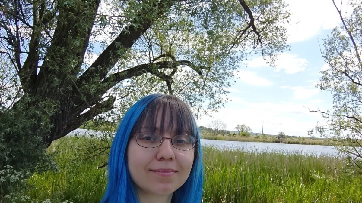 MayaBLUE - Amateur Porno Darsteller