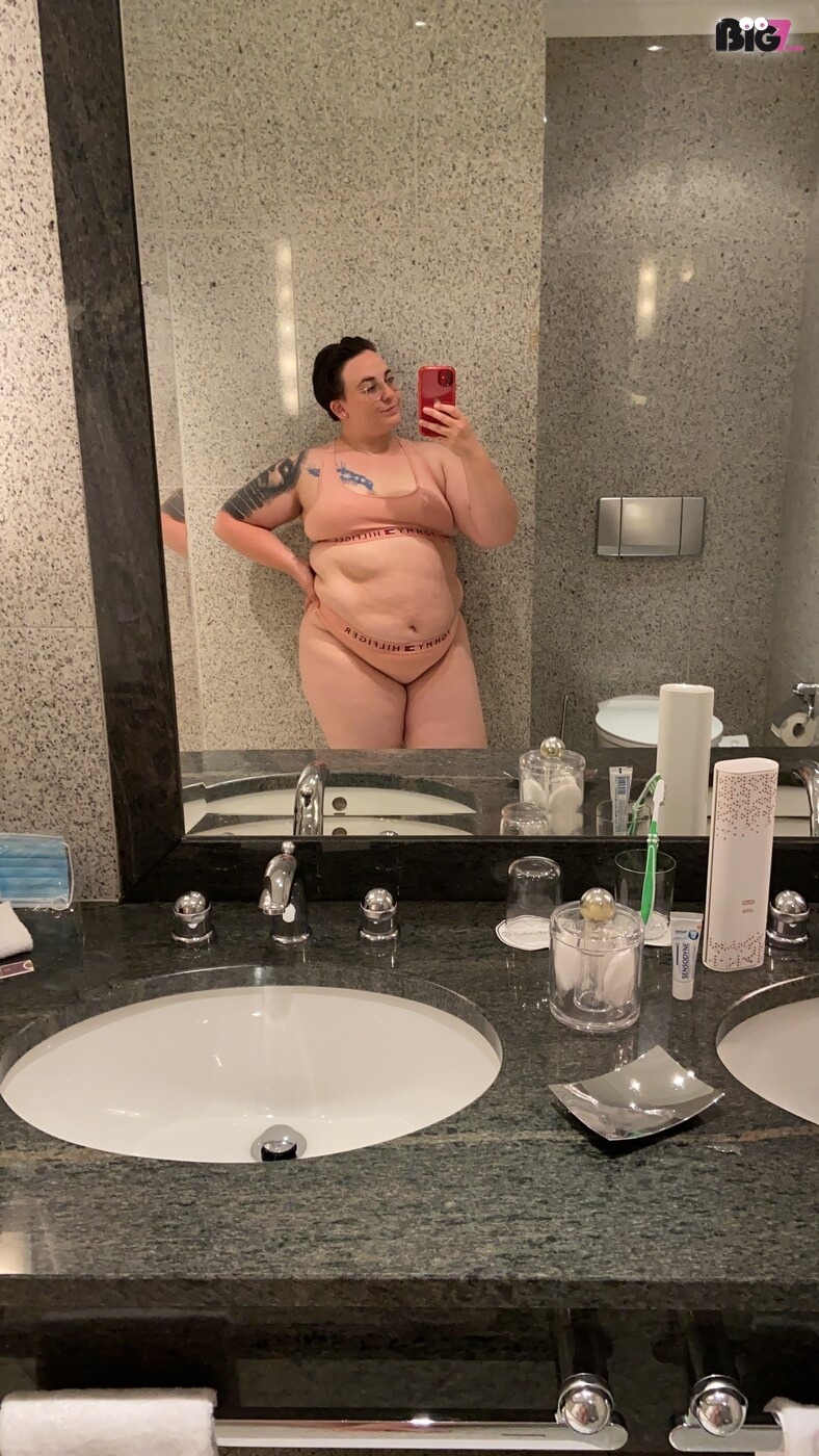 o 8dd53b3fc6a6332455c3f2119ca17c67 - ChubbyNessi