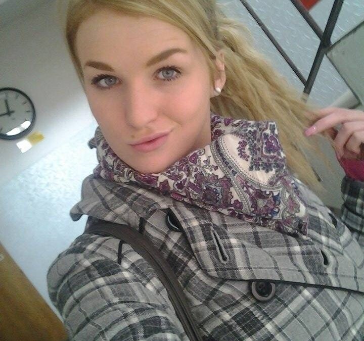 xxBlondiexx - Amateur Porno Darsteller
