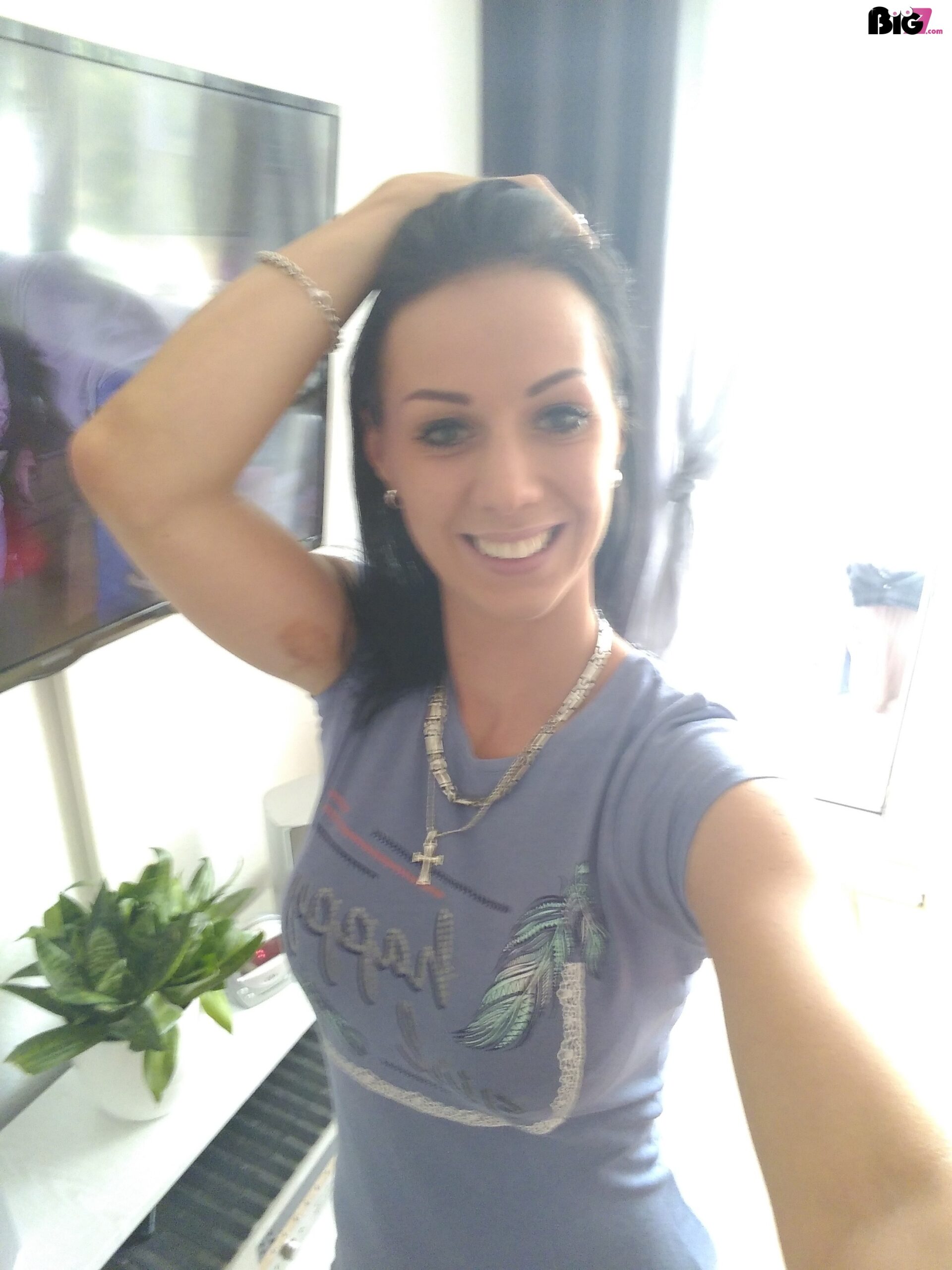 SexyMila28 - Amateur Porno Darsteller